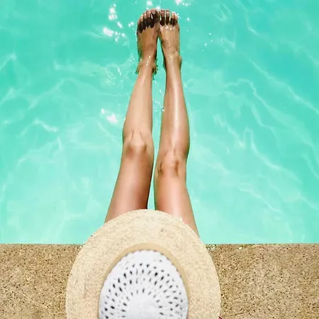 Thassos Olivia Потос