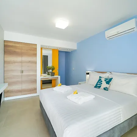 Thassos Olivia Potos